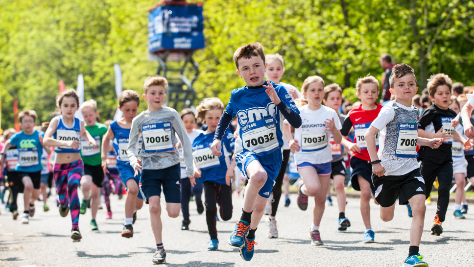 Kids running at the Edinburgh Marathon Festival junior race